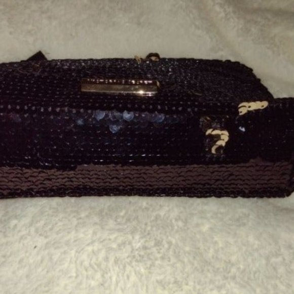 Victoria's Secret Beautiful Black & Silver sequined clutch bag LOWERED PRICE - Picture 10 of 11